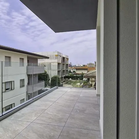 Modern With Terrace In * Бібіоне