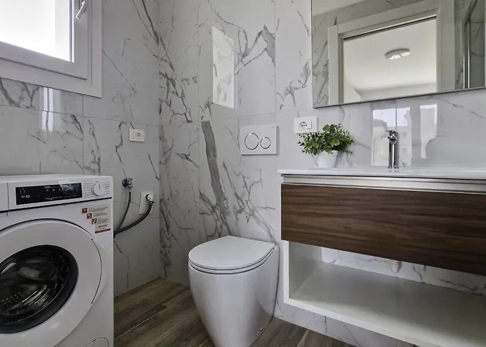 דירה Modern With Terrace In *